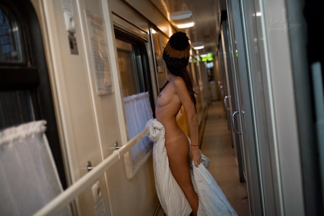 Chicas eróticas en el tren