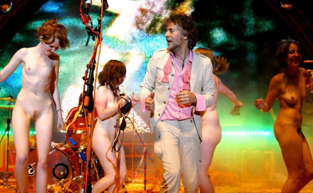 Exposición de actrices en el escenario