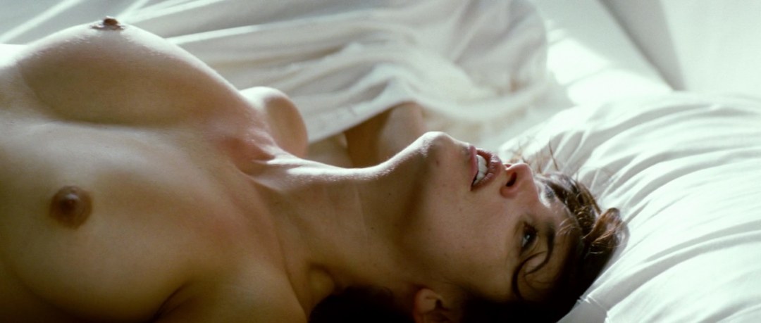 Pecho de Penélope Cruz en la película