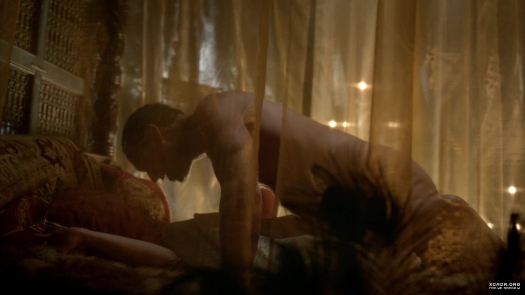 Laura haddok escenas calientes