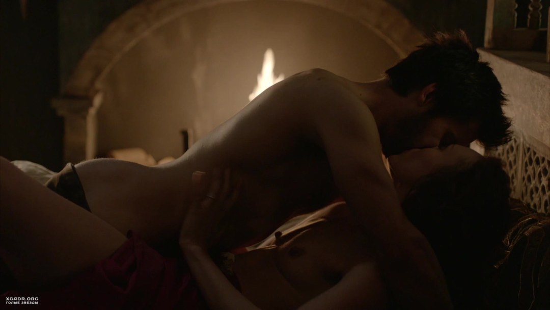 Escenas de cama de Laura Haddok