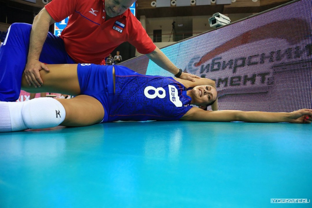 Jugador de voleibol de Natalya Obmochaeva