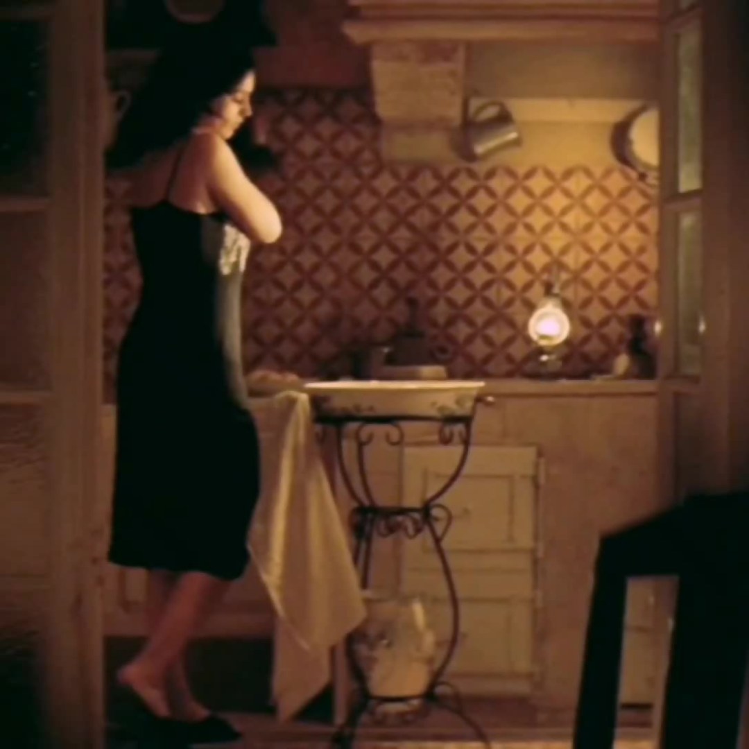 Malena 2000 Monica Bellucci Bed Scenas