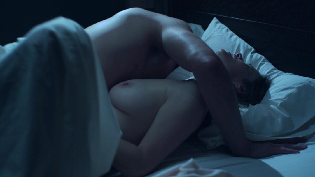 Leisha Hailey Nude - Fertile Ground (2011) Nude