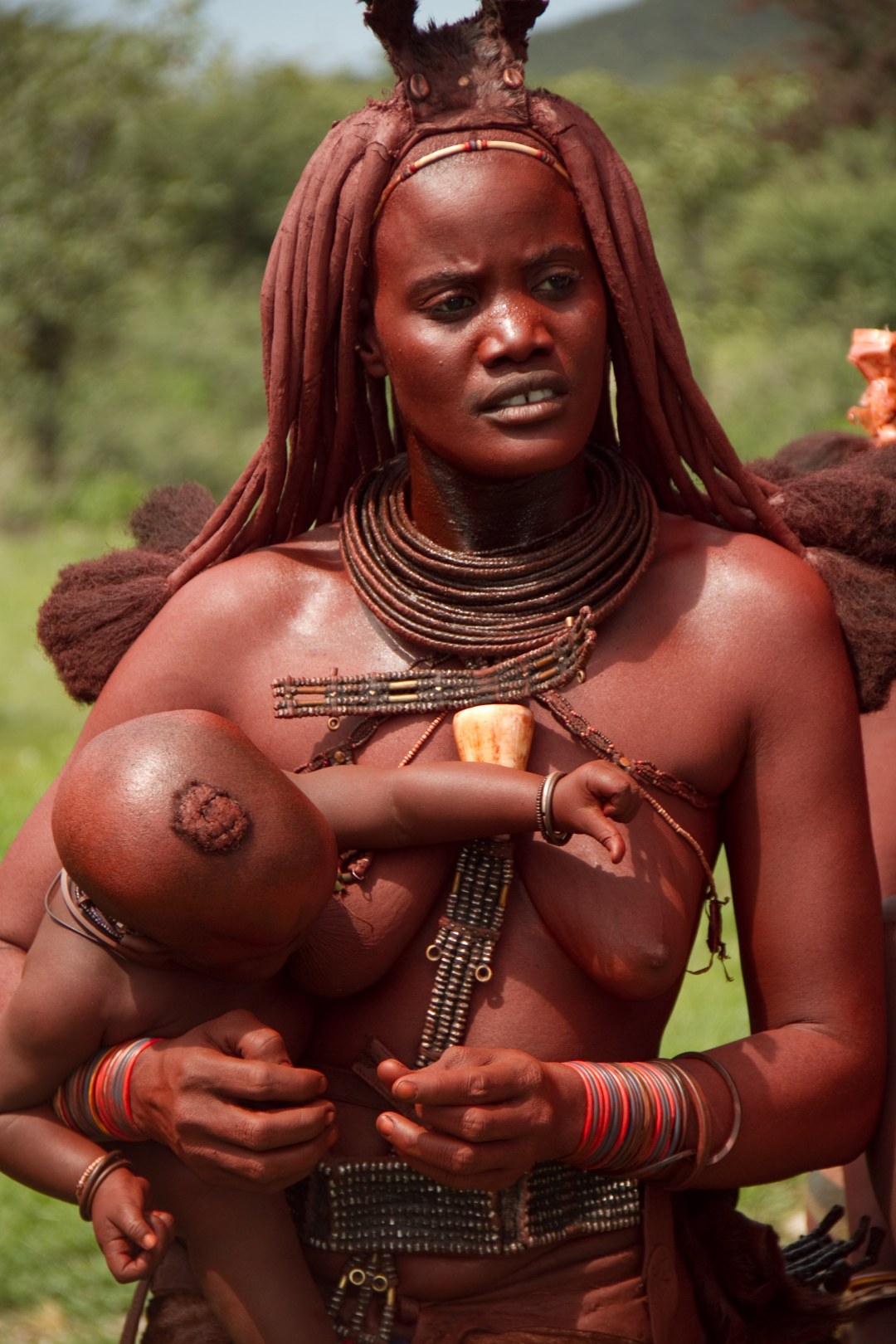 Khimba Girl Tribu desnuda