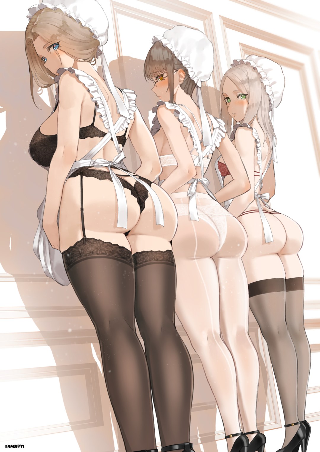 Medias con un culo de anime desnudo