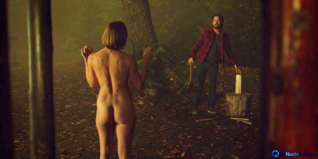 Katie Sakhoff Riddick en la ducha