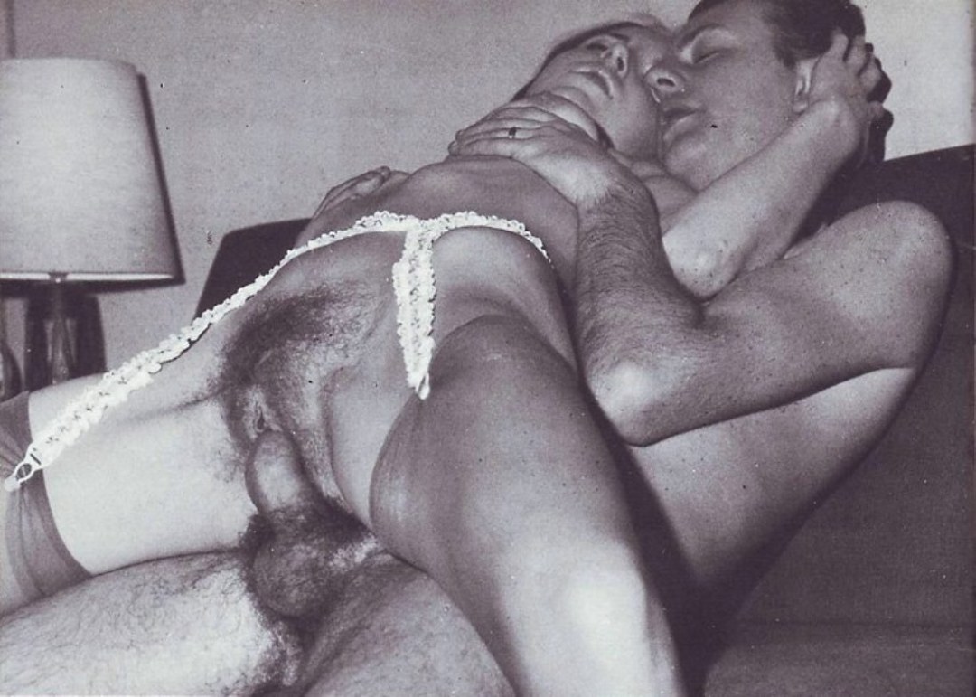Chicas y chicos retro desnudo