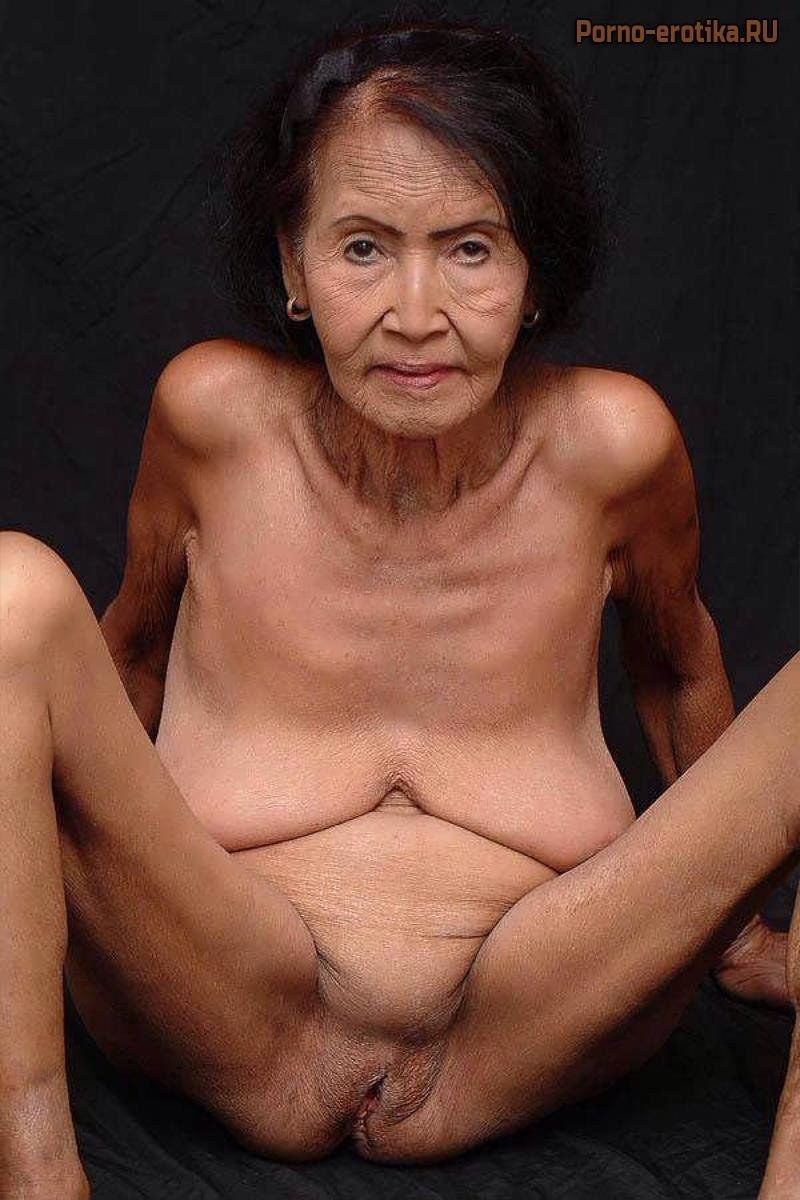 Mujeres desnudas muy viejas
