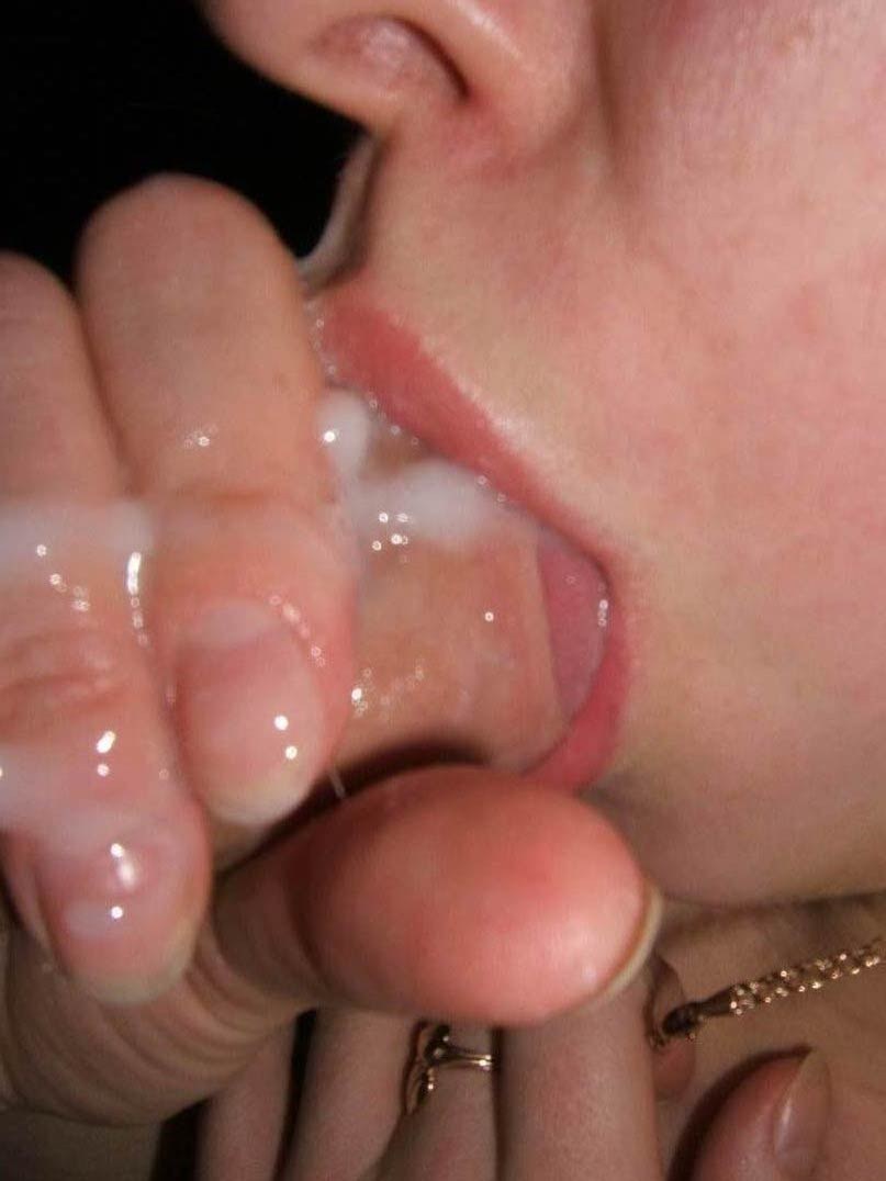 Cum en los labios caseros