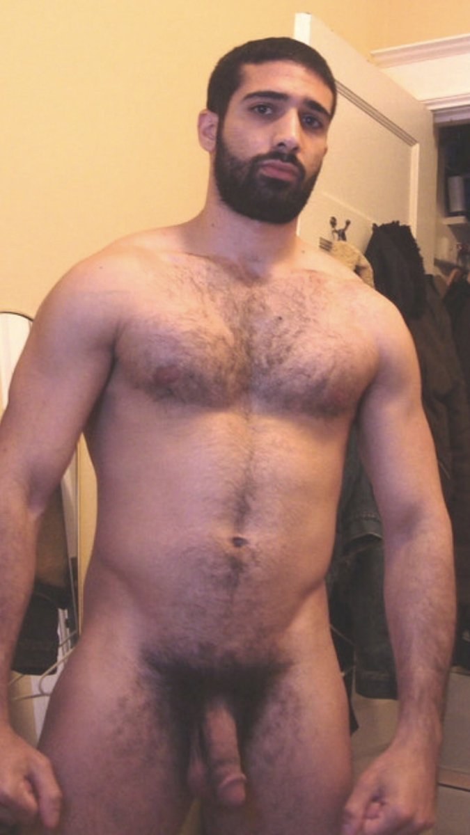 Caucásicos peludos desnudos