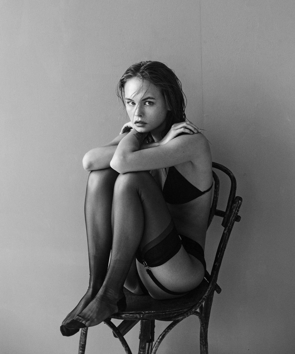 Anastasia Kimova está caliente
