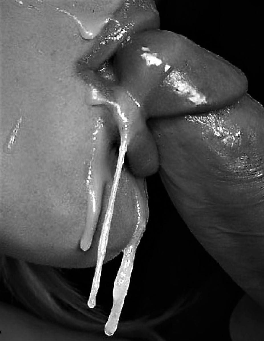 Cum en la boca Bellamente Black White