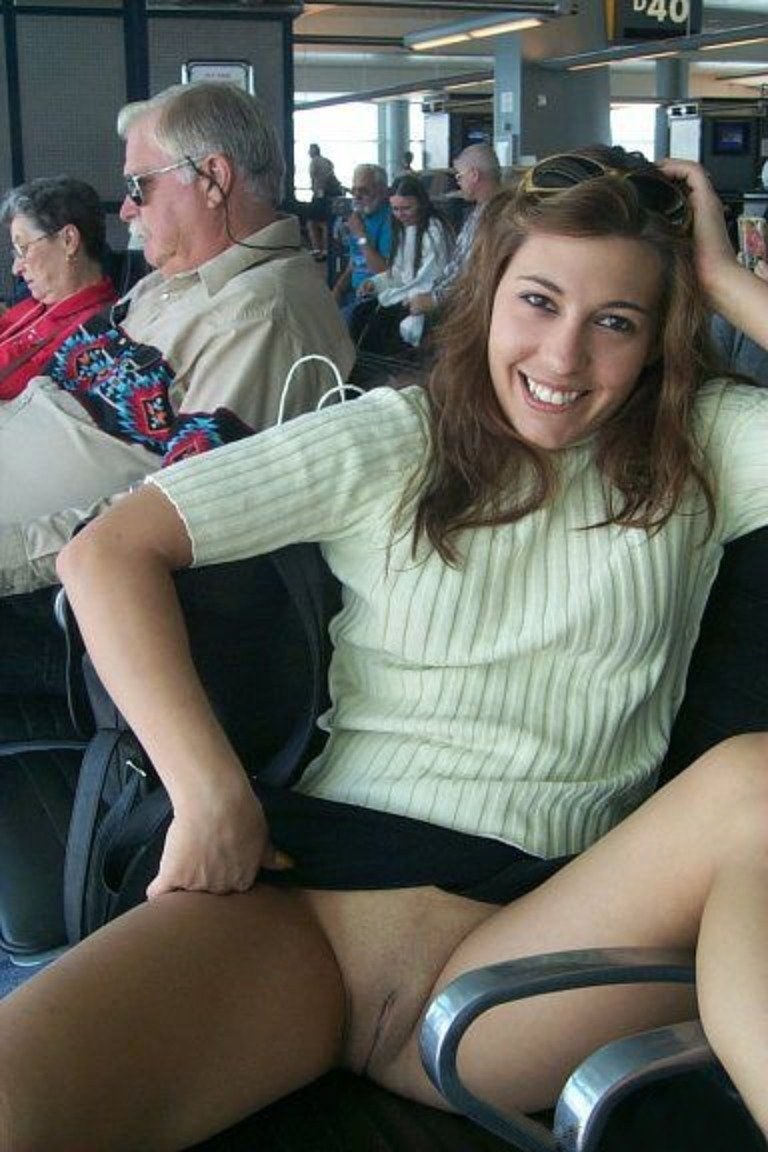 Chicas sin bragas en transporte