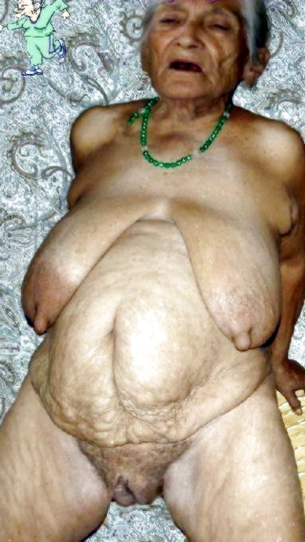 Viejas tetas arrugadas de abuelas