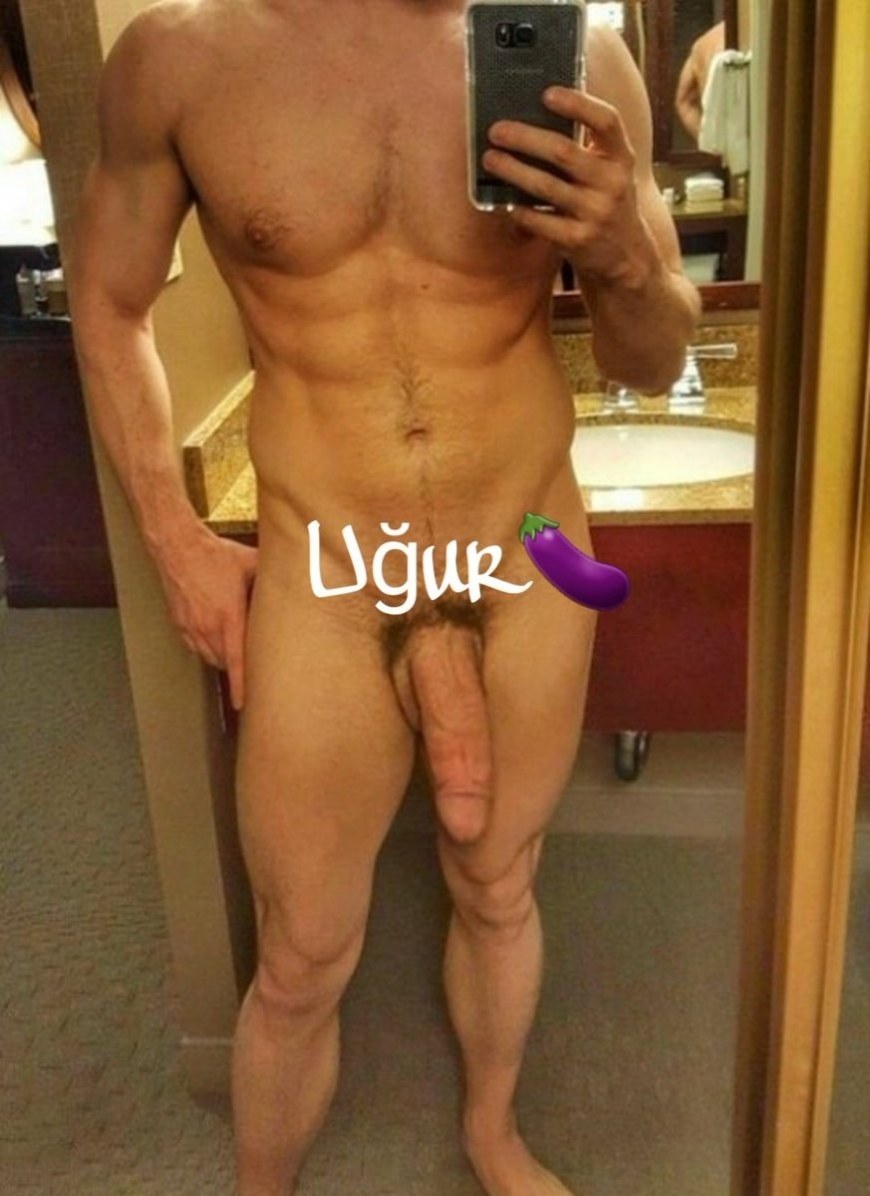 Hermoso pene en el espejo