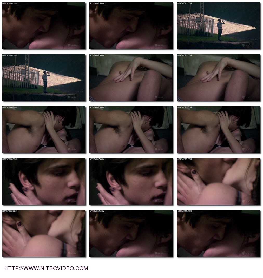 Kaya Skogladario desnudo falso