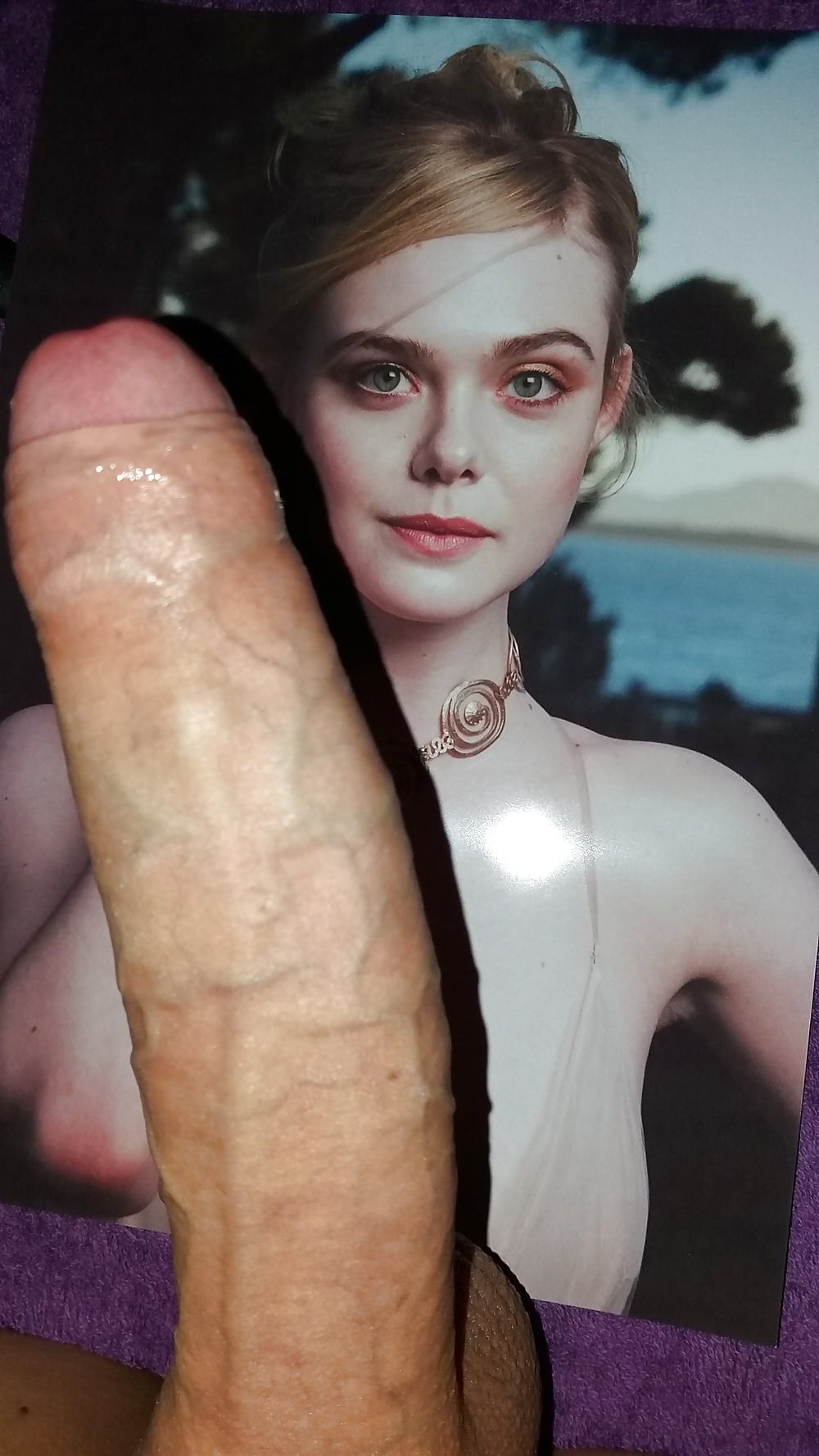 Actriz el fanning desnuda