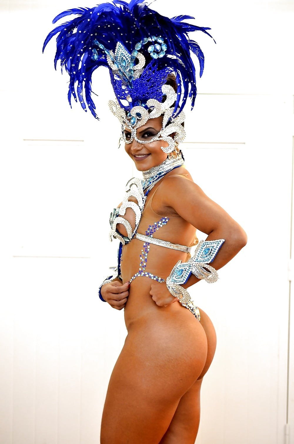 Andrea Martins Brasili Carnaval desnudo
