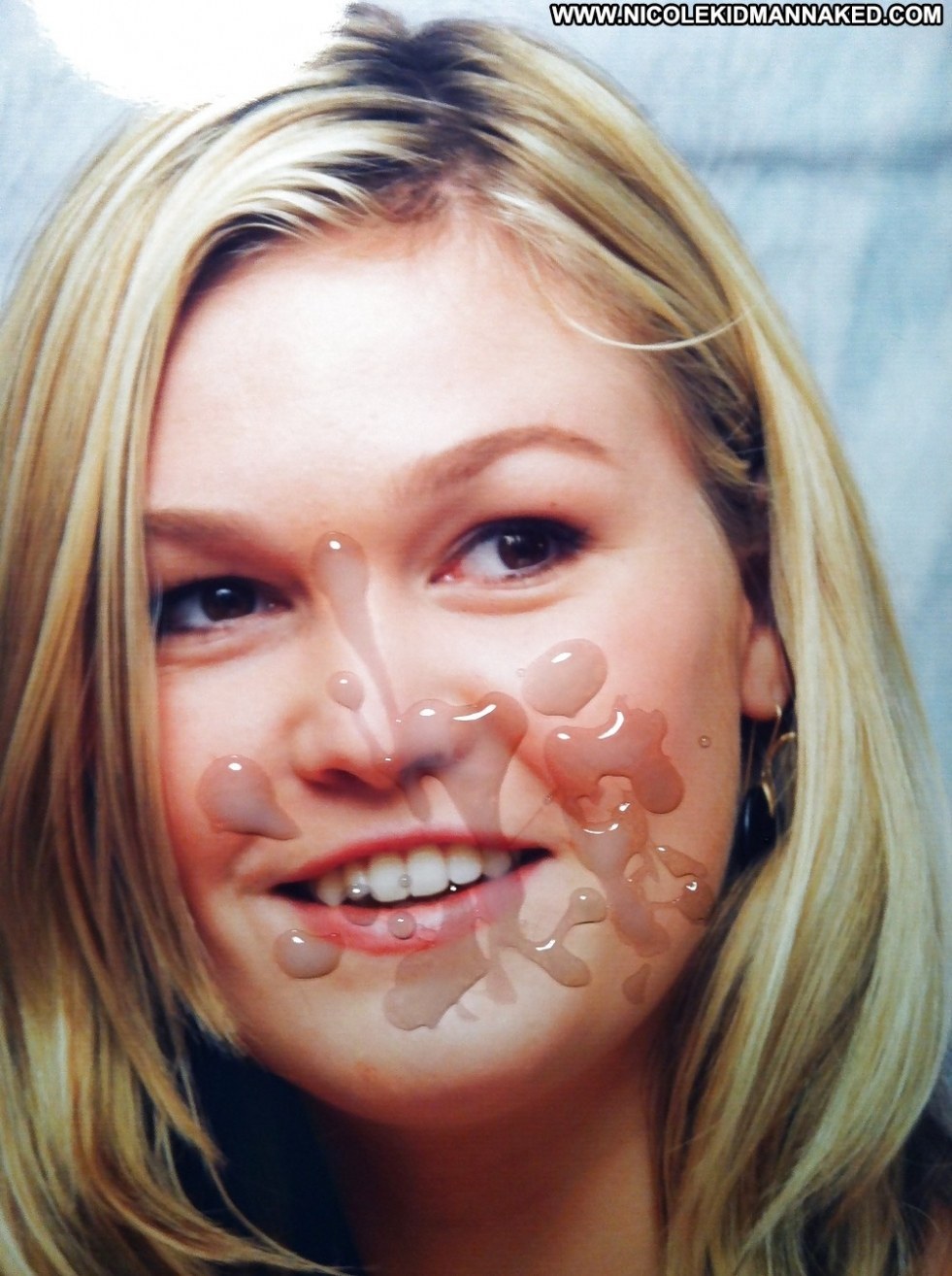 Julia Stiles robada