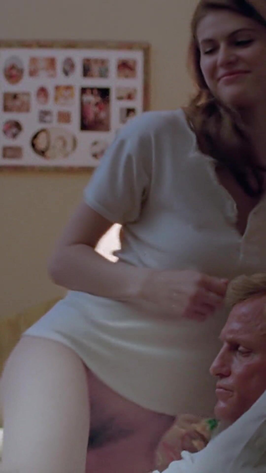 Alexandra daddario detective desnudo real