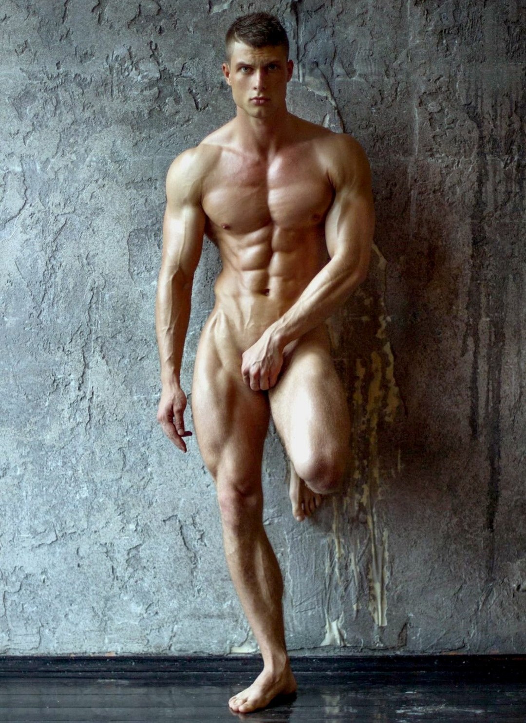 Ivan Savinov desnudo