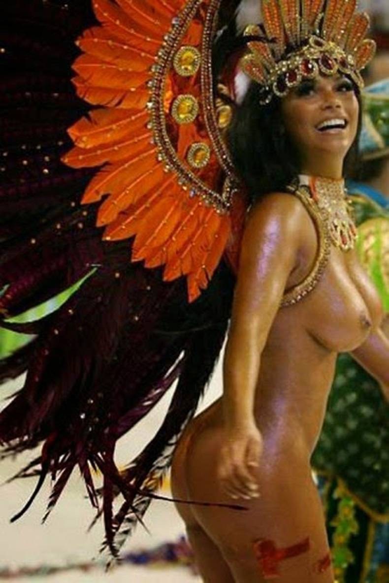 Desnuda Vivian Castro. Carnaval