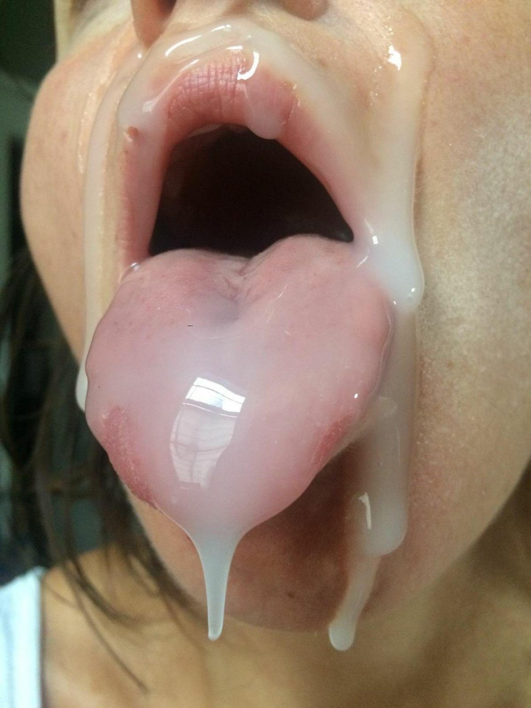 Cumshot en un lenguaje de cierre sobresaliendo