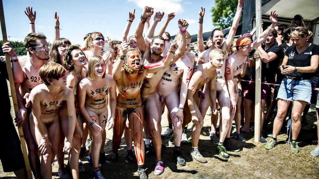 Festival desnudo en América