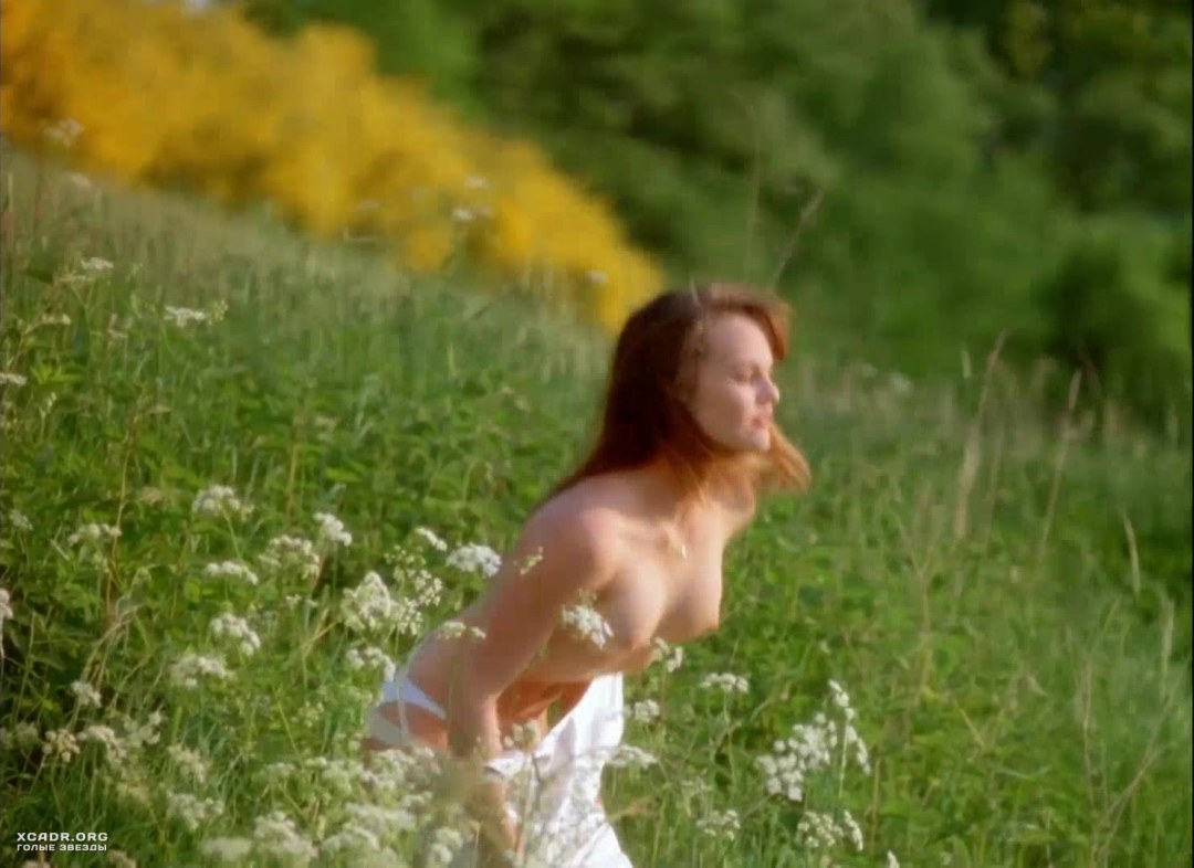 Vanessa paradis boda blanca desnuda