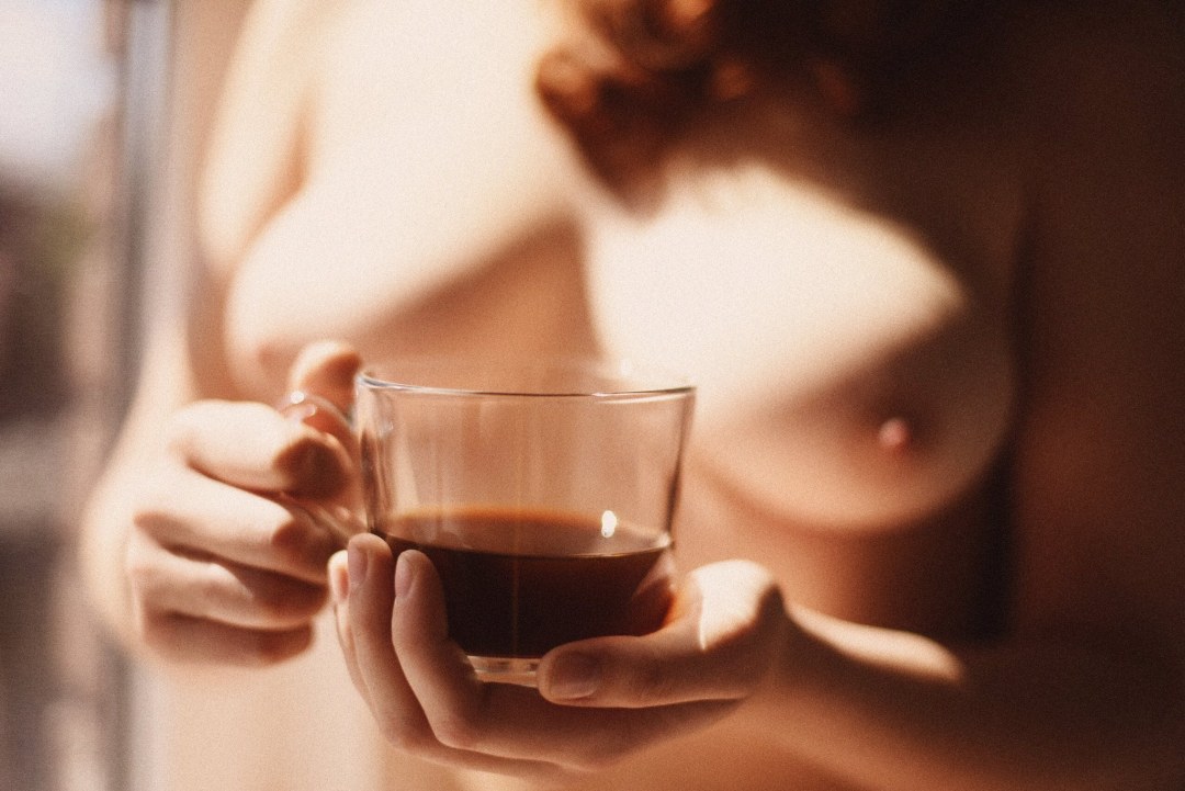 Hermosos senos con leche