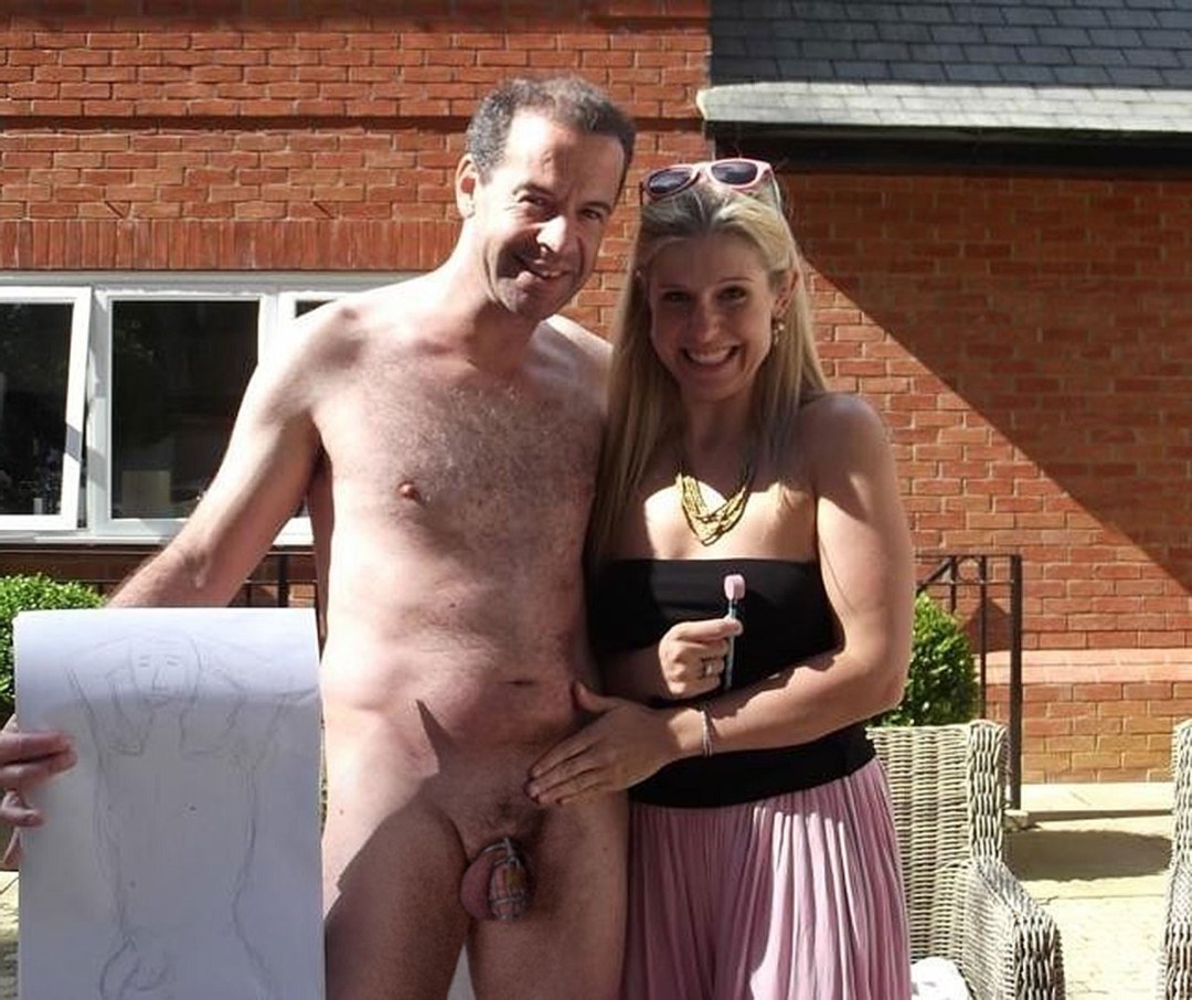 Mujer vestida de hombre desnudo