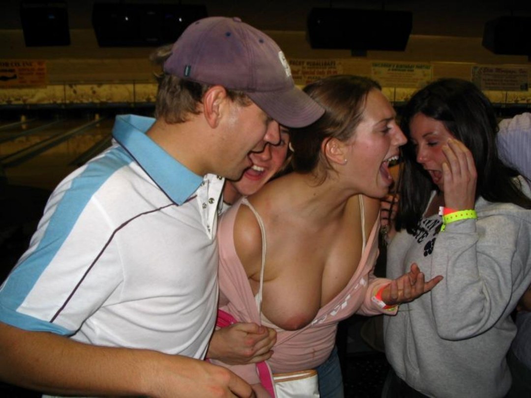 Tetas desnudas aleatorias