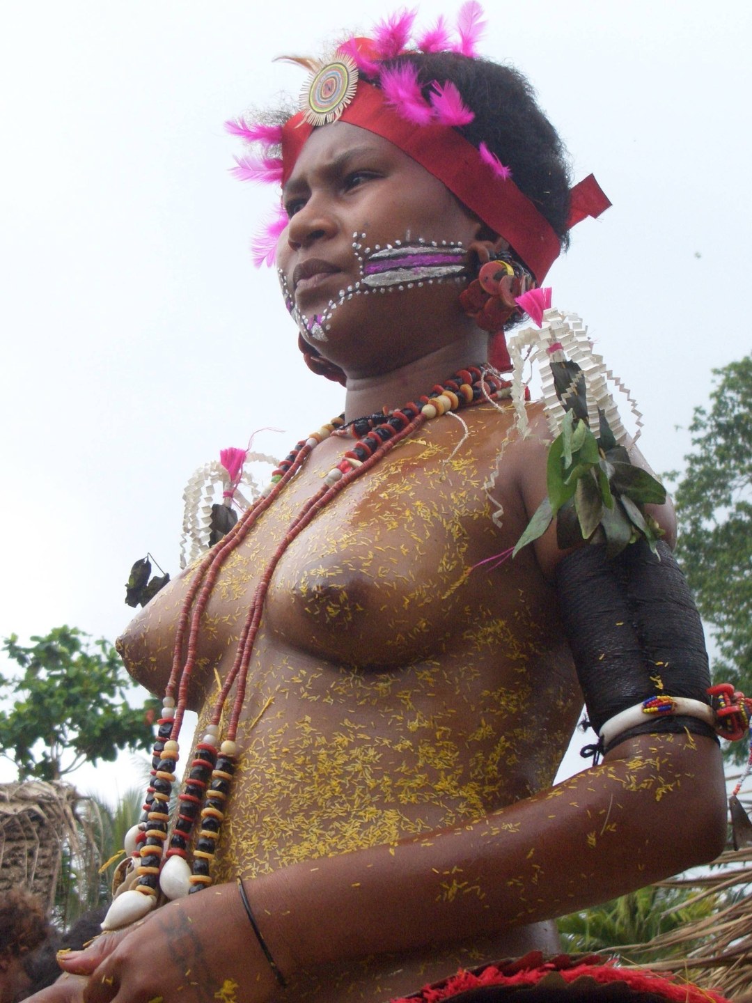 Mujeres desnudas Papuasky