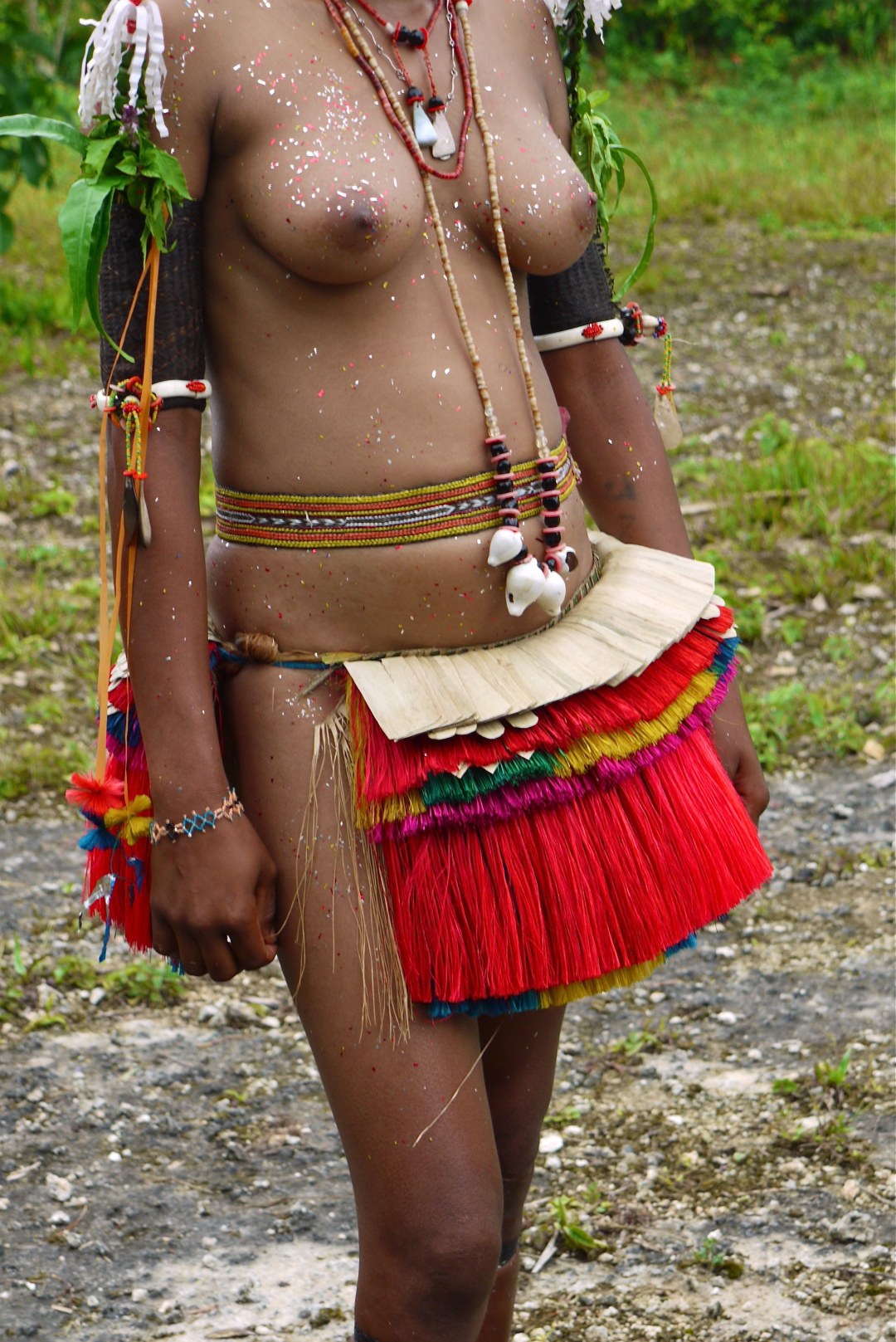 Mujeres desnudas de tribus africanas