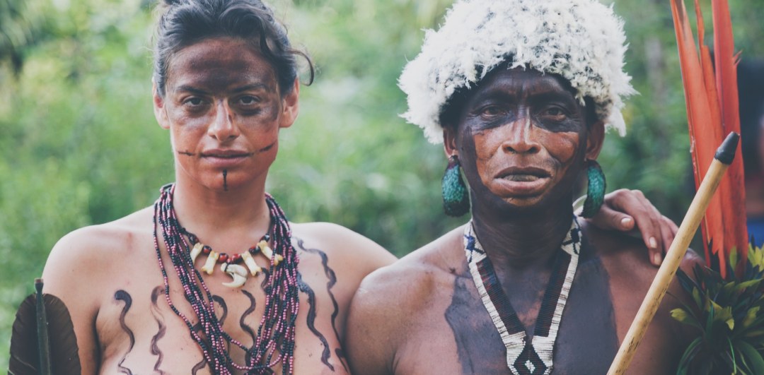 La tribu por los Janomas de la Amazonía