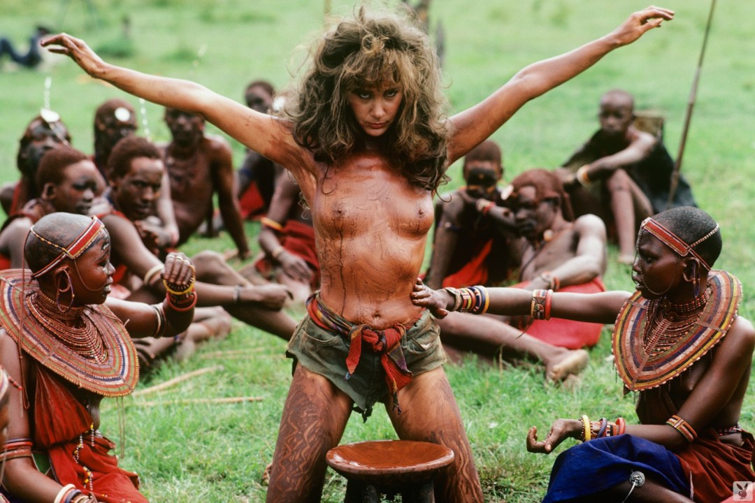 Esclavos africanos desnudos
