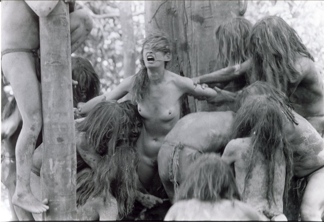 Francesca Kyardi desnudo