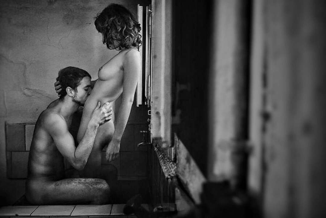 Sesión de fotos erótico de la pareja