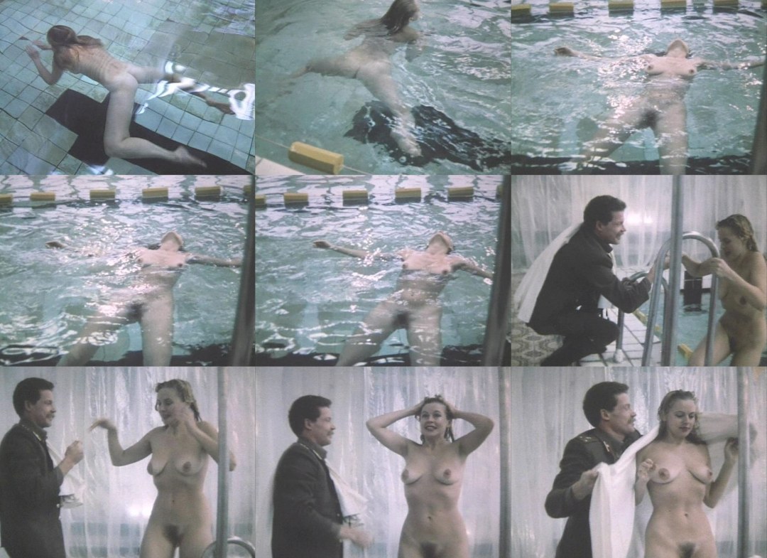 Elena Kondulinen en la película cien días antes de la orden desnuda