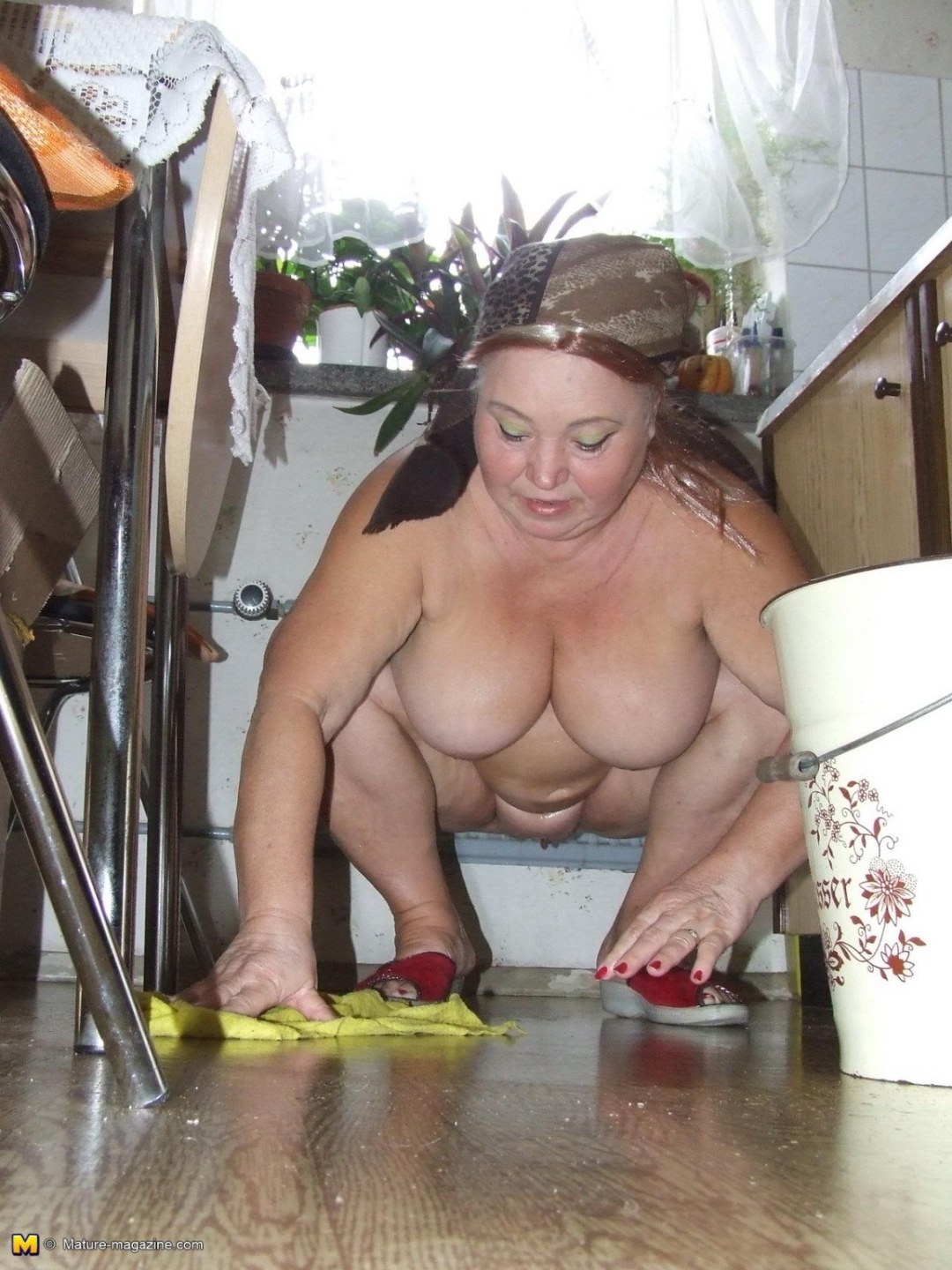 Limpiadores rusos maduros desnudos