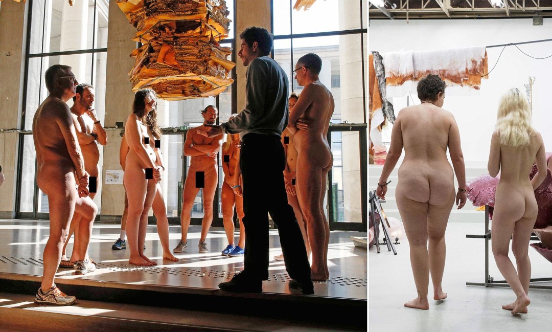 Exposición de mujeres desnudas desnudas