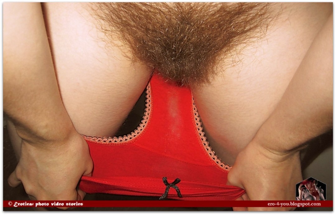 Vagina peluda en pantalones cortos
