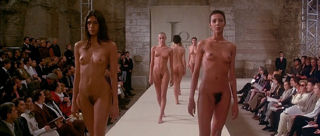 Chicas desnudas en películas