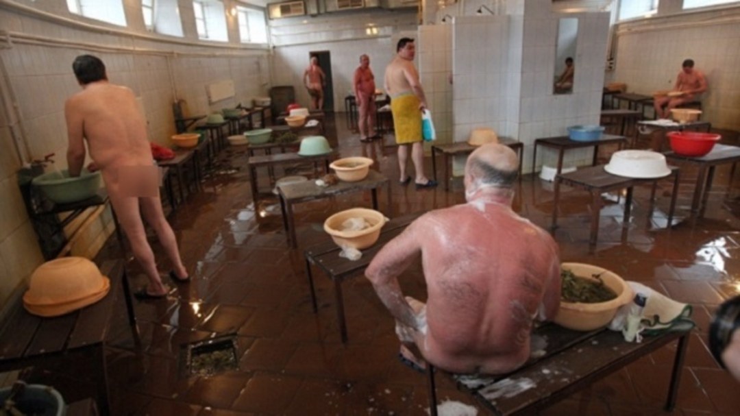 La rama masculina del baño