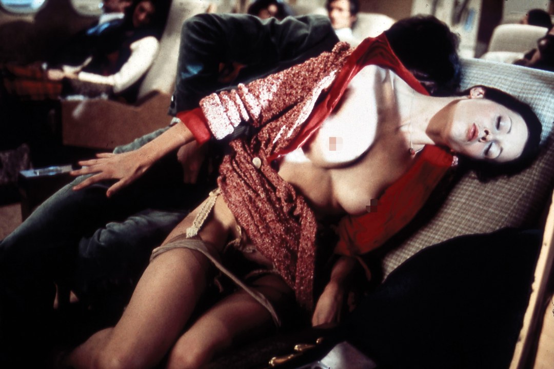 Emmanuel Sylvia Cristel 1974 desnuda
