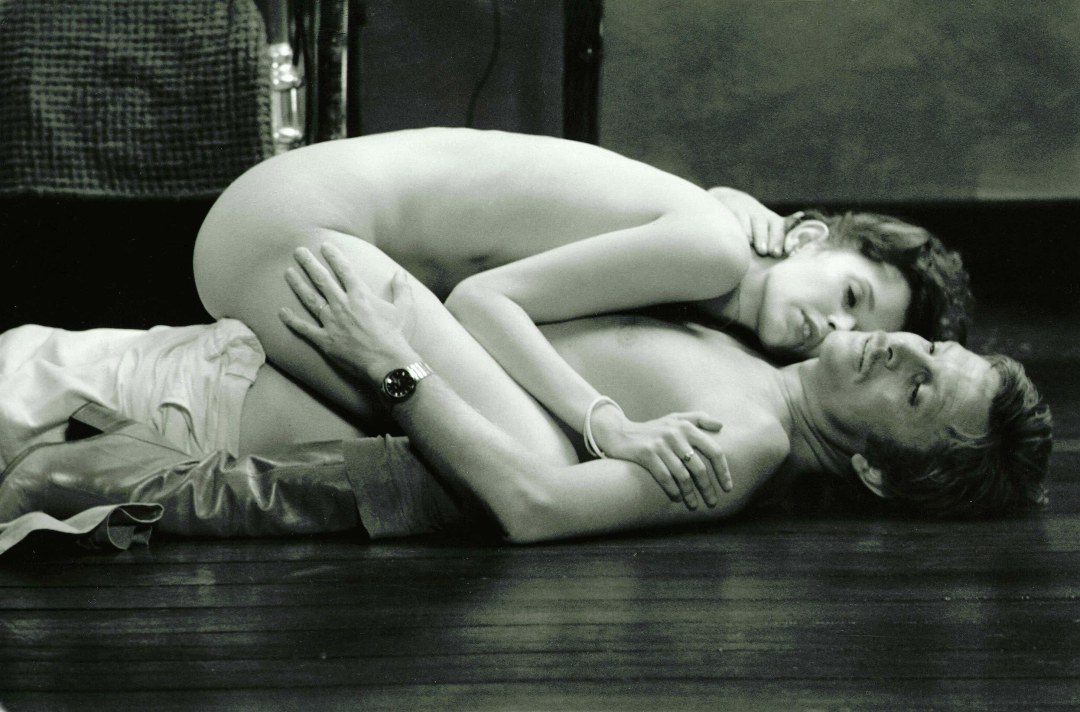 Naked Emmanuel Sylvia Cristel 1974