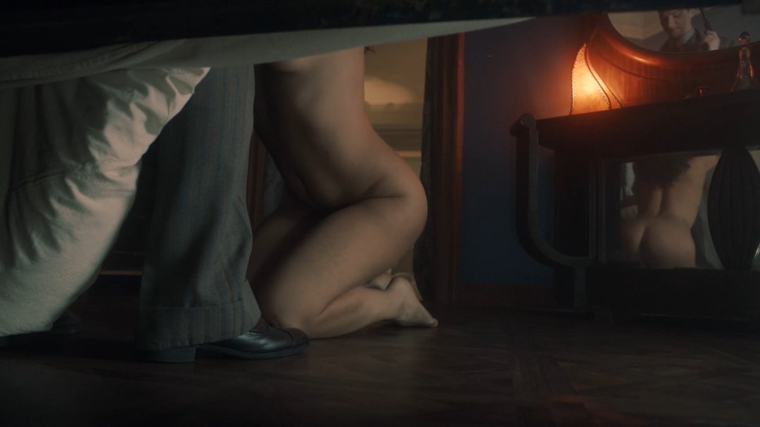 Yanina Melekhova está desnuda
