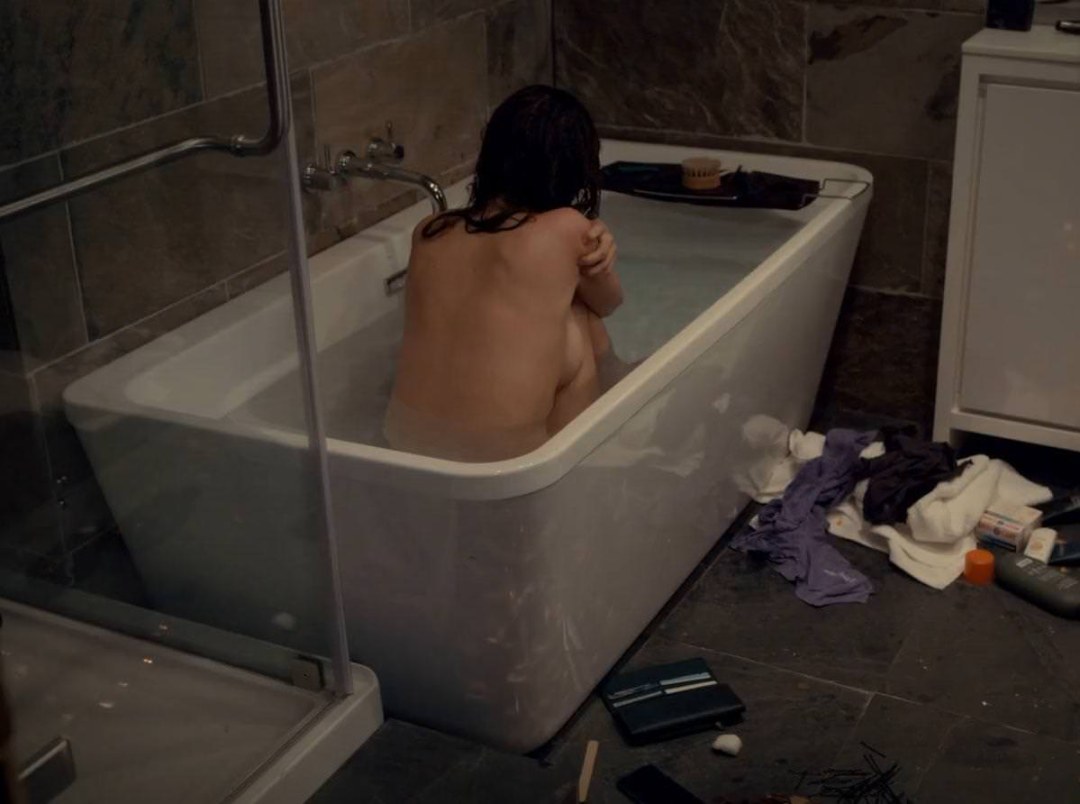 Kaya Skogladario desnudo en el cine