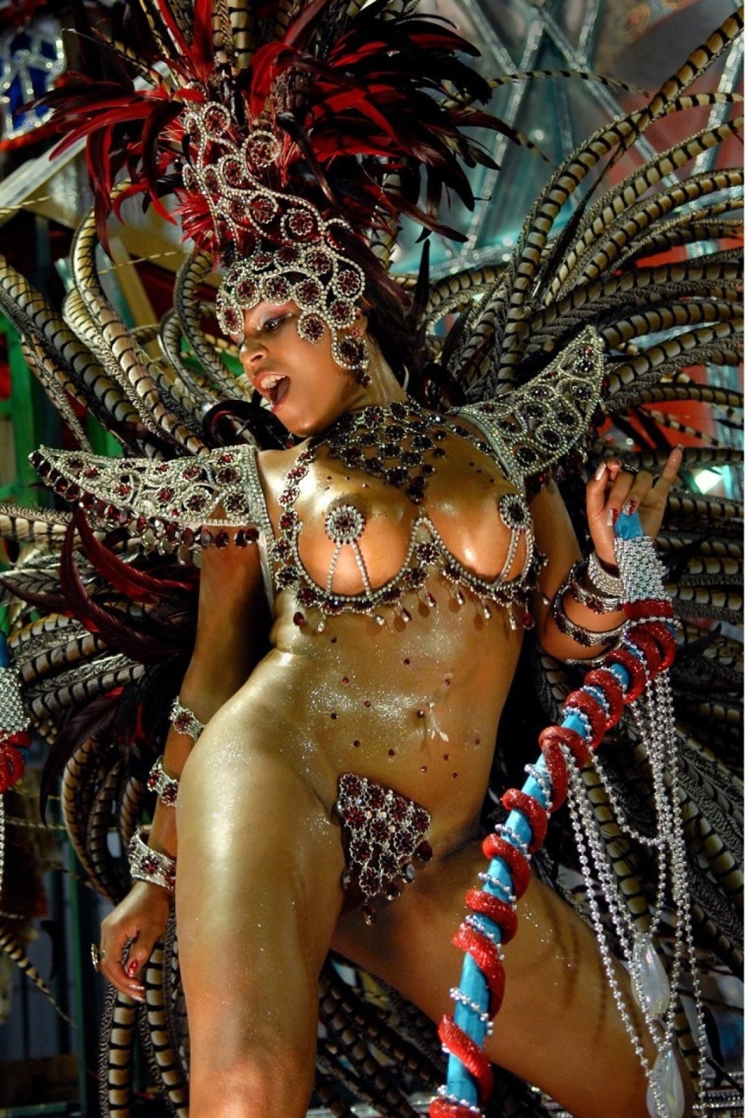 Andrea Martins Brasili Carnaval desnudo